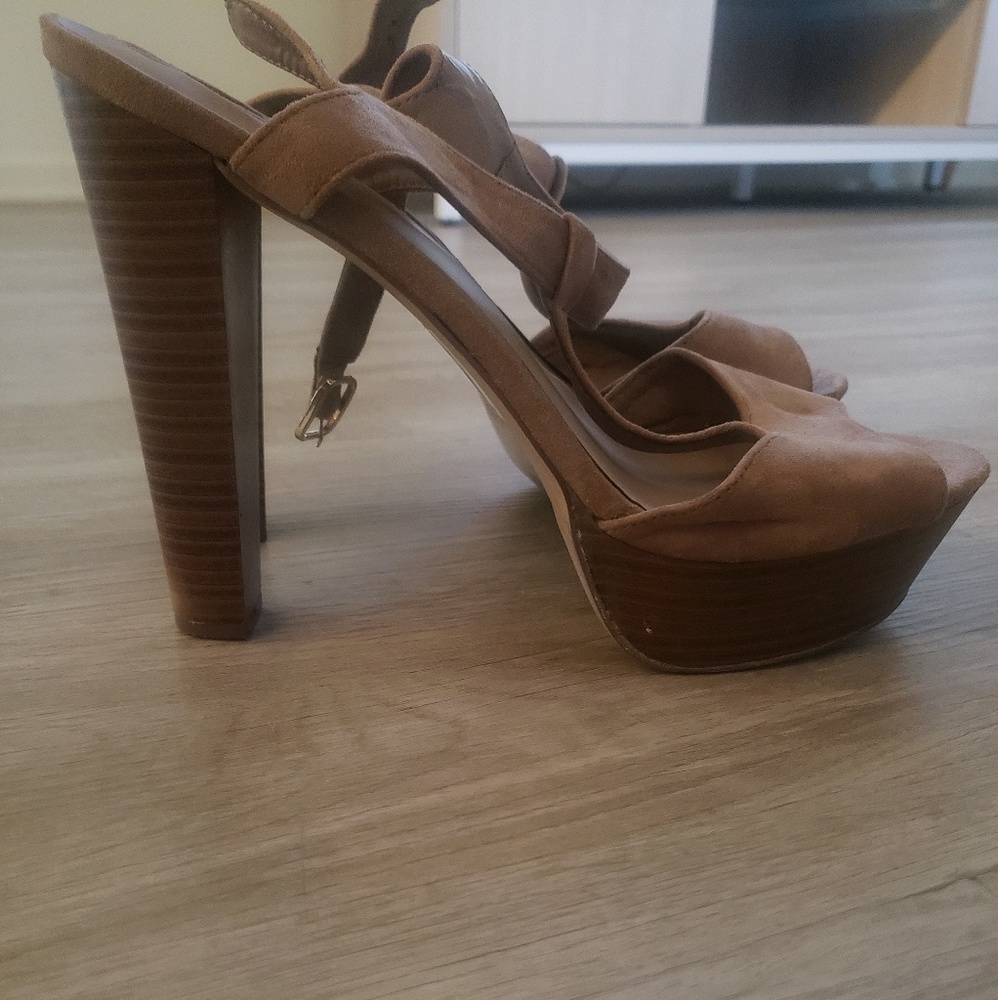 Tan heals - Picture 2 of 3